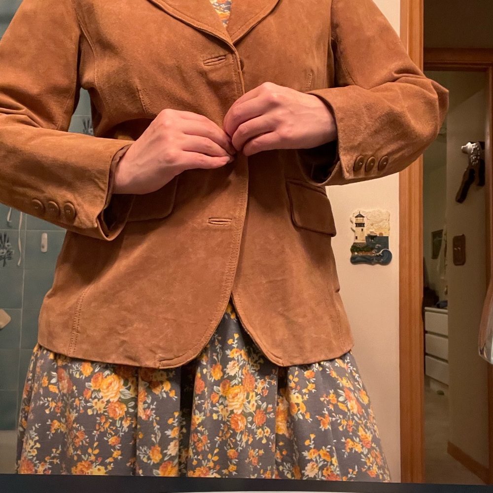Tan Structured Blazer with Notched Lapels and Tailored Fit